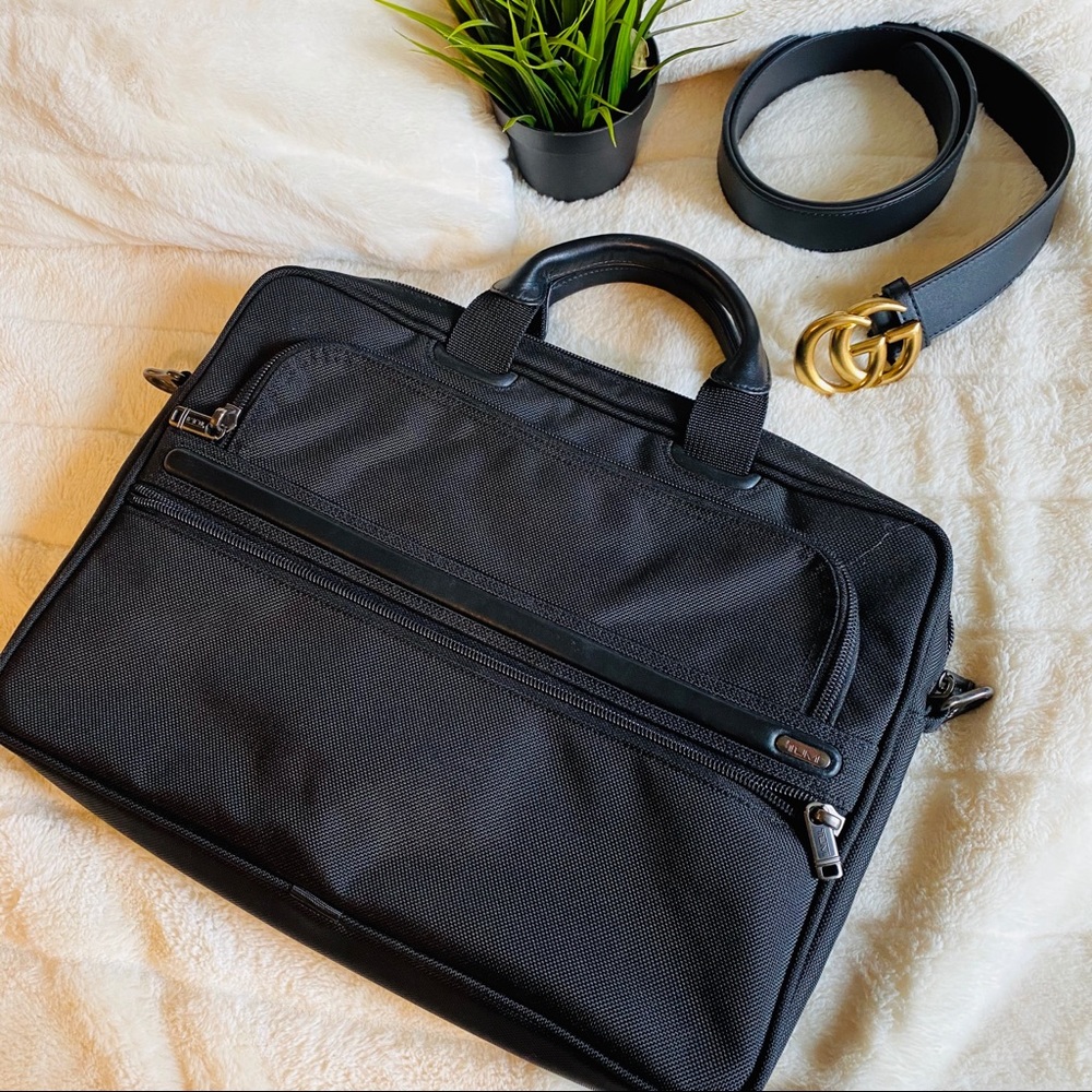 Like new! Tumi laptop bag